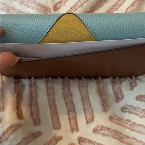 Kate Spade Medium Clutch Wallet - Picture 3 of 3